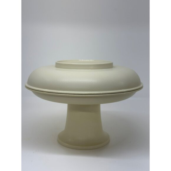 VTG Tupperware Mini Serve-It-All 5.25" Tall Cake / Pedestal Server Almond Color - Picture 1 of 9